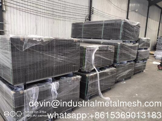 Welded Wire Mesh Low Carbon Steel Iron PVC Coated Hot Dipped Galvanized