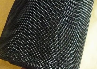 Μαύρη ντυμένη σκόνη οθόνη εντόμων αργιλίου πλέγματος ξυλάνθρακα 18x16