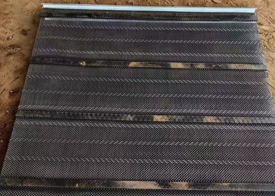 Δικτυακό πλέγμα από καουτσούκ αυτοκαθαριζόμενο από δονήσεις για την ανίχνευση σχισμάτων