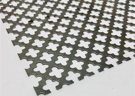 6 mm πάχος Πλήρης φύλλου κλόβερ μοτίβο διάτρητα φύλλα μετάλλου
