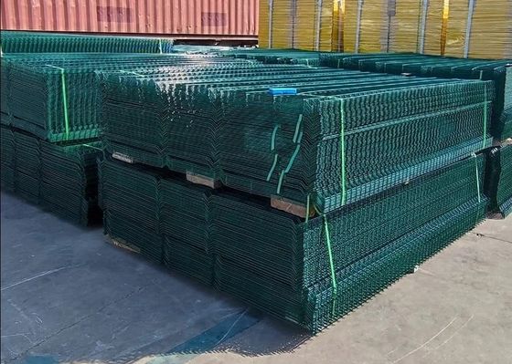 Ζυγισμένο 3D Πίνακα Φράχτης 3D καμπυλωτό χάλυβα συγκολλημένο φράχτη καμπυλωτό σύρμα φράχτη V Mesh σύρμα φράχτη ασφάλεια φράχτη