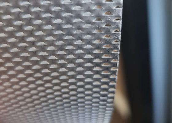 Επικεφαλίδα σιδηροτροχιάς με διάτρηση βαρέος φορτίου