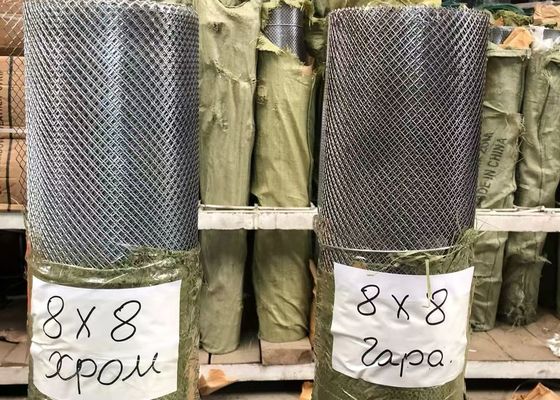 Σχήμα τρύπας με διογκωμένο μεταλλικό πλέγμα με επίστρωση πούδρας