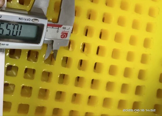 Βέλτιστη απόδοση 30mm πάχος τετραγωνικό πολυουρεθάνιο πλέγμα οθόνης σε απλό υφασμένο