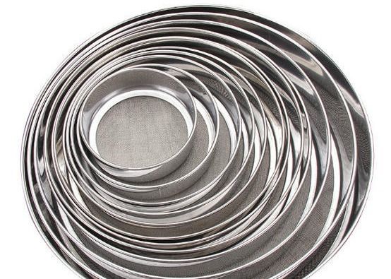 Stainless Steel Flour Sifter Fine Mesh Flour Sieve Shaker Duster for Baking