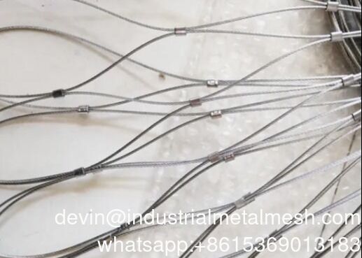 Ευέλικτο πλέγμα από ανοξείδωτο χάλυβα με συρματόσχοινο σε προσφορά