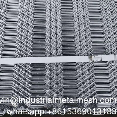 Γυαλισμένο, φωτεινό χρώμα, με επίστρωση πούδρας, διακοσμητικό πλέγμα από διευρυμένο μεταλλικό σύρμα