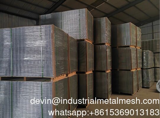 Welded Wire Mesh Low Carbon Steel Iron PVC Coated Hot Dipped Galvanized
