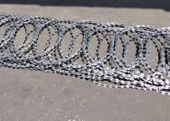 Bto-22 καυτός βυθισμένος γαλβανισμένος χάλυβας οδοντωτός - σπείρα κονσερτινών καλωδίων