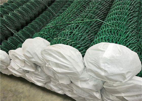 Το PVC έντυσε τον καυτό βυθισμένο γαλβανισμένο φράκτη συνδέσεων αλυσίδων διαμαντιών 9 μετρητών