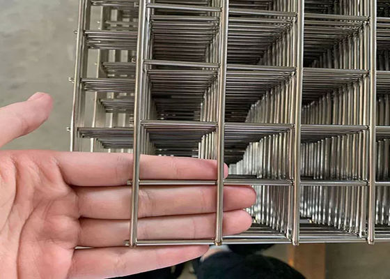 4x4 το γαλβανισμένο ανοξείδωτο 6mm ένωσε στενά την επιτροπή πλέγματος καλωδίων που διατρυπήθηκε