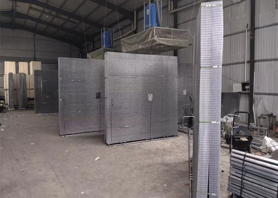 Ανθεκτικό στη θερμότητα πλέγμα καλωδίων PVC ενωμένο στενά 3x3 για την επιτροπή φρακτών κήπων