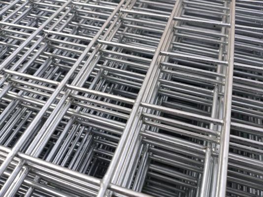 Ηλεκτρικό γαλβανισμένο ενωμένο στενά φύλλο ίντσας πλέγματος καλωδίων σιδήρου 2x2 για τη θέρμανση πατωμάτων