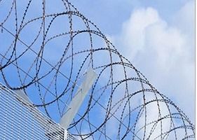 Περιφράζοντας Barb 450mm καλώδιο bto-18 λεπίδων ξυραφιών κονσερτινών